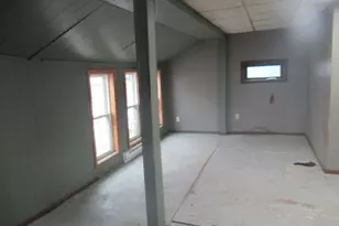 113 N Spring St, Franklin Grove, IL 61031 - Photo 13