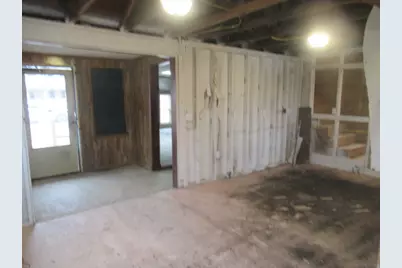 113 N Spring Street, Franklin Grove, IL 61031 - Photo 3