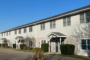 235 N Sacramento St, Sycamore, IL 60178 - Photo 1