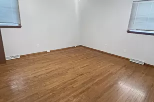 17526 Shirley Dr, Lansing, IL 60438 - Photo 11