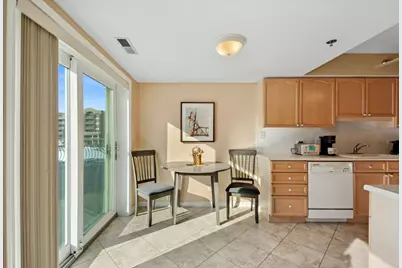 7041 W Touhy Avenue #209, Niles, IL 60714 - Photo 9