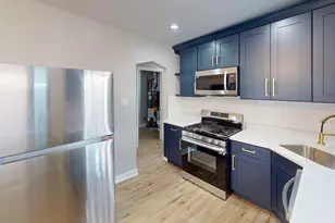 1021 W Vermont Ave, Chicago, IL 60827 - Photo 9