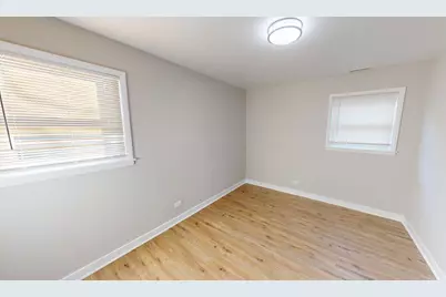 1021 W Vermont Avenue, Chicago, IL 60827 - Photo 23