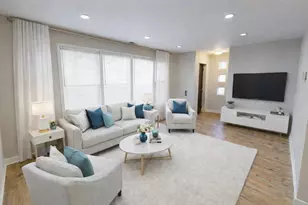 1021 W Vermont Ave, Chicago, IL 60827 - Photo 3