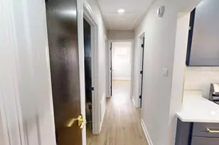 1021 W Vermont Ave, Chicago, IL 60827 - Photo 13