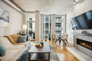 700 N Larrabee St, Chicago, IL 60654 - Photo 5