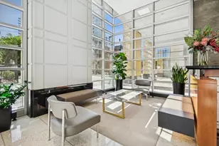 700 N Larrabee St, Chicago, IL 60654 - Photo 3