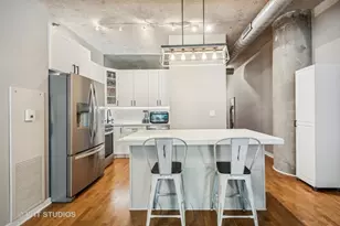 700 N Larrabee St, Chicago, IL 60654 - Photo 7