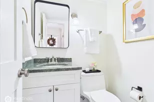 339 Greenleaf Ave, Wilmette, IL 60091 - Photo 5