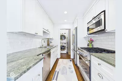 339 Greenleaf Avenue #D, Wilmette, IL 60091 - Photo 11