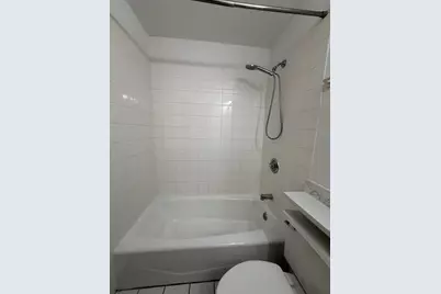 628 W Patterson Avenue #3E, Chicago, IL 60613 - Photo 5