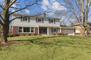 248 Beverly Rd, Barrington, IL 60010 - Photo 1