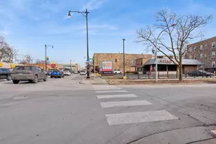 2306 W Jarvis Ave, Chicago, IL 60645 - Photo 19