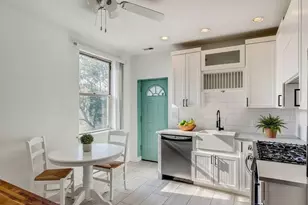 2306 W Jarvis Ave, Chicago, IL 60645 - Photo 5