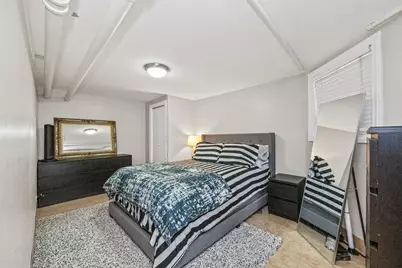 1468 W Foster Avenue, Chicago, IL 60640 - Photo 27