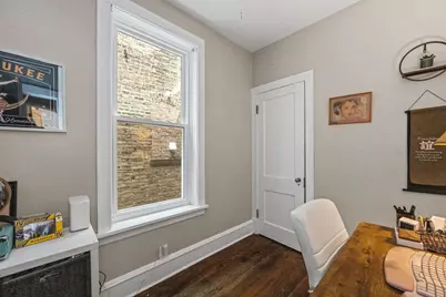 1468 W Foster Avenue, Chicago, IL 60640 - Photo 19