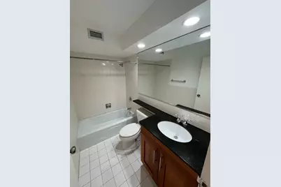 3033 N Sheridan Road #1108, Chicago, IL 60657 - Photo 7