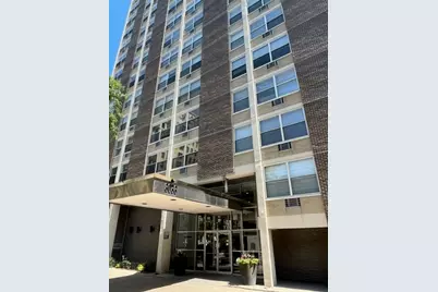 3033 N Sheridan Road #1108, Chicago, IL 60657 - Photo 1