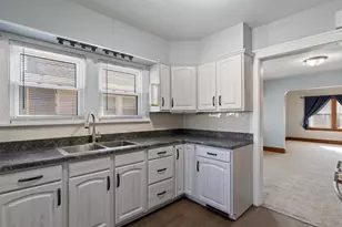 2449 21st Ave, Rock Island, IL 61201 - Photo 23