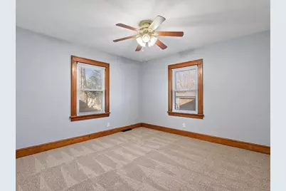 2449 21st Avenue, Rock Island, IL 61201 - Photo 33