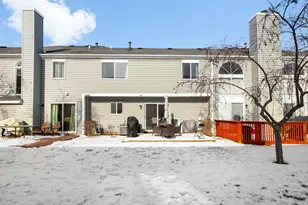 1879 Independence Ct, Gurnee, IL 60031 - Photo 17