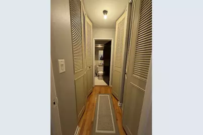 541 W Oakdale Avenue #517, Chicago, IL 60657 - Photo 3