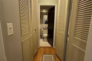 541 W Oakdale Ave, Chicago, IL 60657 - Photo 3