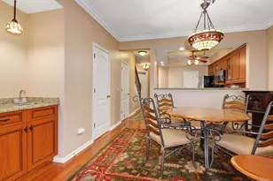 4228 W Harrington Ln, Chicago, IL 60646 - Photo 7