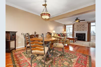 4228 W Harrington Lane, Chicago, IL 60646 - Photo 3