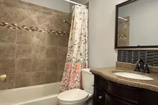 1229 Algonquin Dr, Elgin, IL 60120 - Photo 9