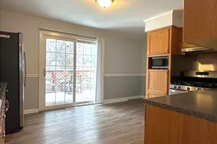 1229 Algonquin Dr, Elgin, IL 60120 - Photo 5