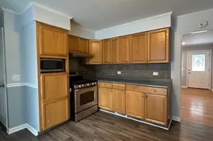 1229 Algonquin Dr, Elgin, IL 60120 - Photo 3