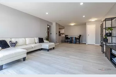 4406 Euclid Avenue #2C, Rolling Meadows, IL 60008 - Photo 5