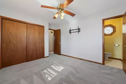 921 Knollside Road, New Lenox, IL 60451 - Photo 9