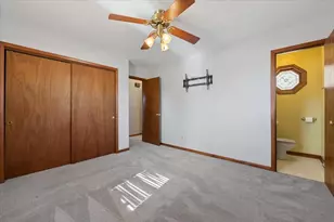 921 Knollside Rd, New Lenox, IL 60451 - Photo 9