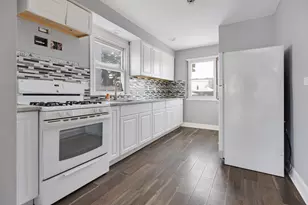 12338 S Elizabeth St, Calumet Park, IL 60827 - Photo 7