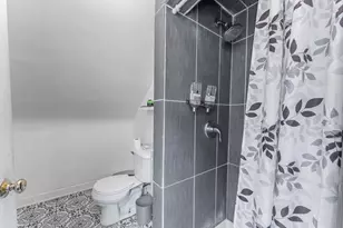 2412 N Lorel Ave, Chicago, IL 60639 - Photo 19