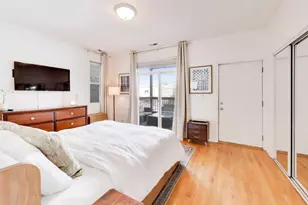 813 N Bishop St, Chicago, IL 60642 - Photo 15