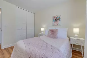 233 Winfield Ct, Vernon Hills, IL 60061 - Photo 15