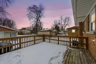 16364 Evans Ave, South Holland, IL 60473 - Photo 3