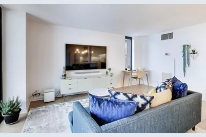 3660 N Lake Shore Drive #3401, Chicago, IL 60613 - Photo 7