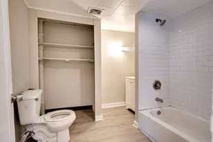 [Address not provided], Aurora, IL 60505 - Photo 7