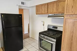 7436 W 58th St, Summit, IL 60501 - Photo 5