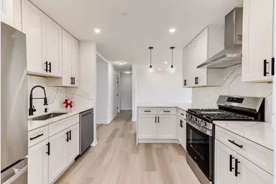 1225 Radcliffe Road, Buffalo Grove, IL 60089 - Photo 7