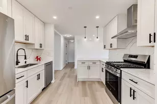 1225 Radcliffe Rd, Buffalo Grove, IL 60089 - Photo 7