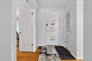 203 S See-Gwun Ave, Mount Prospect, IL 60056 - Photo 3