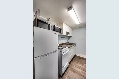 426 N Lake Street #4, Aurora, IL 60506 - Photo 5