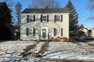 216 Robert Ave, Rockford, IL 61107 - Photo 1