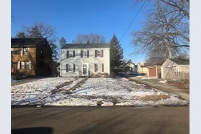216 Robert Avenue, Rockford, IL 61107 - Photo 5
