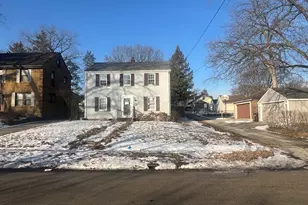 216 Robert Ave, Rockford, IL 61107 - Photo 5